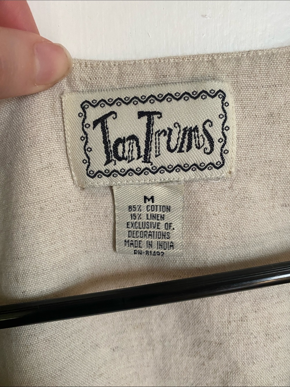 Tantrums Embroidered Beige Linen & Cotton Vest with Floral Detail - Picture 2 of 5